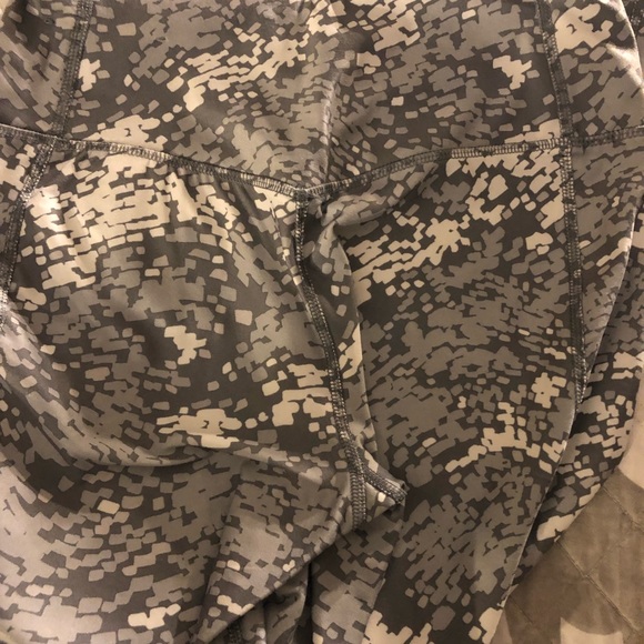 Nike Leggings(s) - Picture 2 of 3